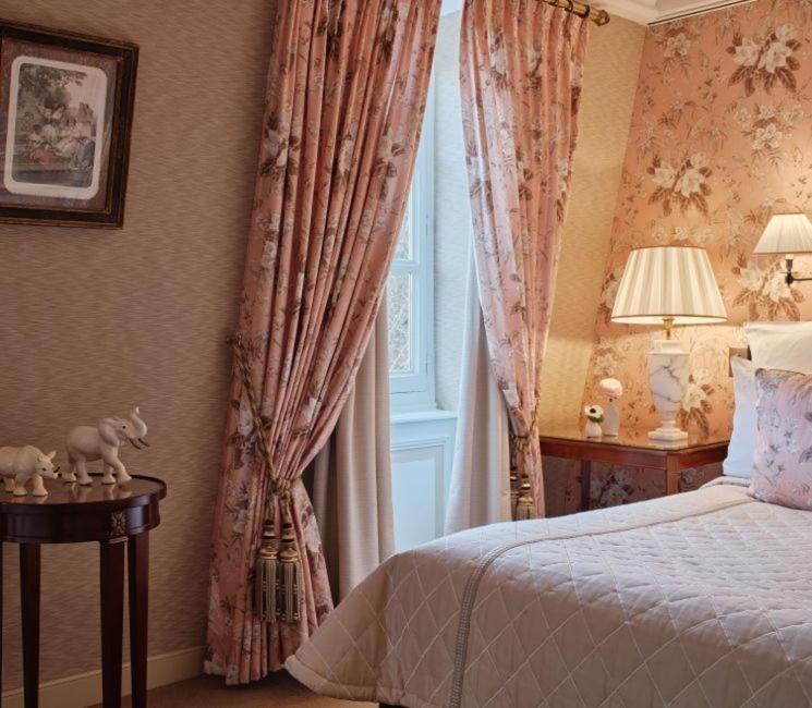 Hotel Domaine Les Crayeres Reims Zimmer foto